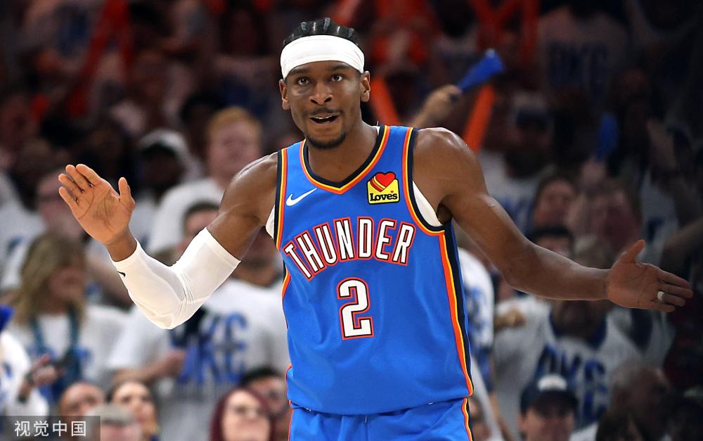 一次采访中 一次采访中