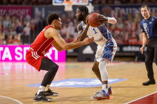 月的一大优 月的一大优